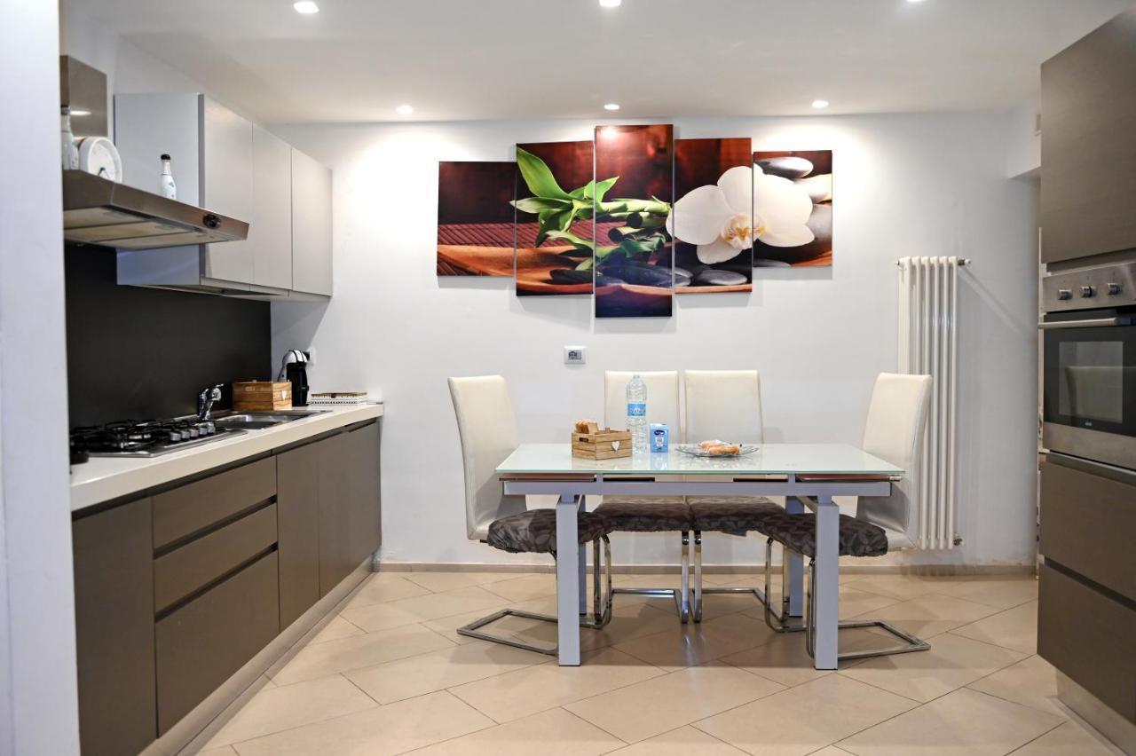Ely Home Brindisi Kültér fotó