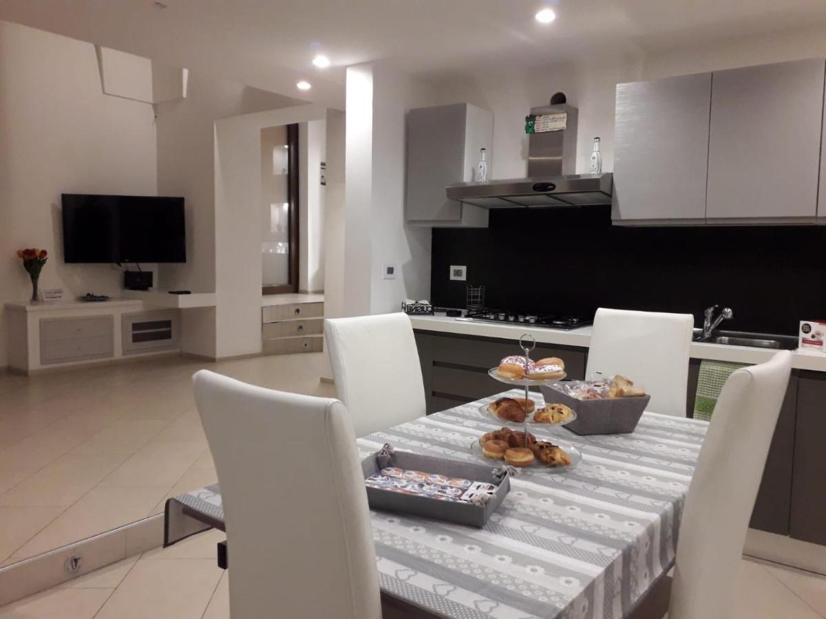 Ely Home Brindisi Kültér fotó