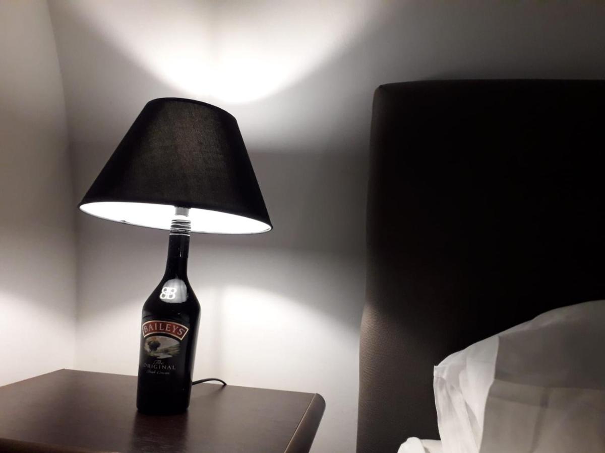 Ely Home Brindisi Kültér fotó